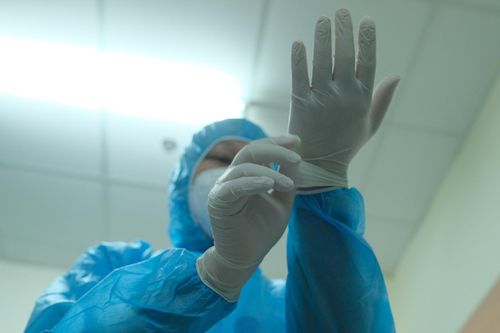 Thêm 14 người mắc Covid-19 trong cộng đồng