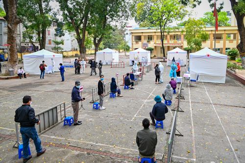 Hà Nội cách ly gần 2.000 học sinh tham quan ở Hải Dương
