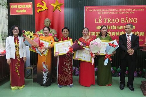 Quảng Bình: Vinh danh các nghệ nhân dân gian gìn giữ tinh hoa văn hóa
