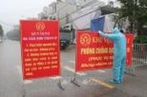 KHẨN: Bộ Y tế tìm người đến 2 nhà hàng ở Quảng Ninh, Hà Nội