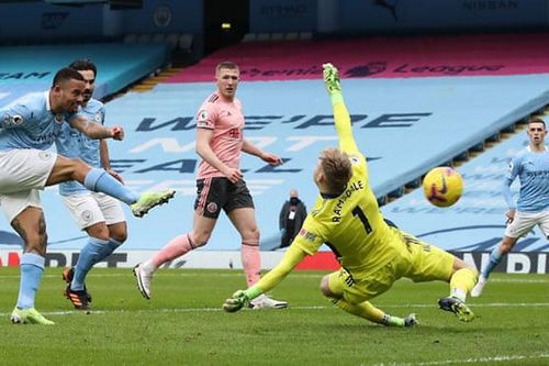 Man City độc chiếm ngôi đầu