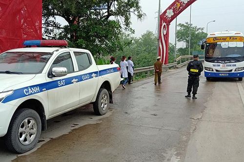 Thái Bình truy vết các trường hợp tiếp xúc với ca dương tính về địa bàn