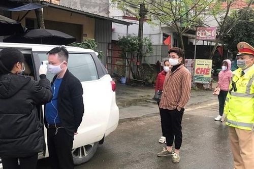Hà Nội thông báo khẩn tìm lái xe 7 chỗ chở bệnh nhân COVID-19 về Thái Bình