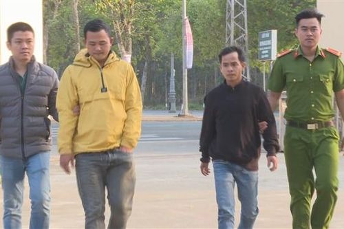 Bắt nhóm đối tượng cho vay tín dụng đen, lãi suất 365%/năm