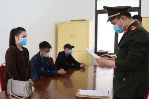 Phạt 100 triệu đối với 4 người trốn chốt kiểm dịch