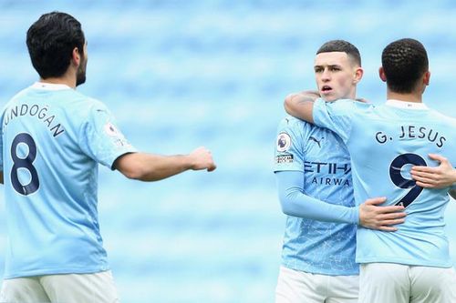 Gabriel Jesus 'khai hỏa', Man City giữ vững ngôi đầu