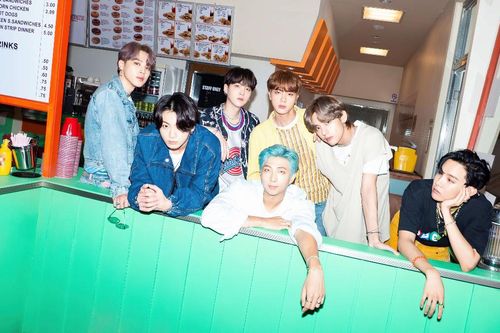 BTS lọt top 10 nhóm nhạc Pop xuất sắc nhất mọi thời đại