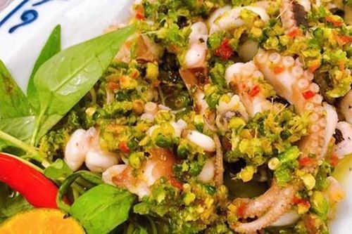 Siêu ngon món bạch tuộc sốt tiêu xanh