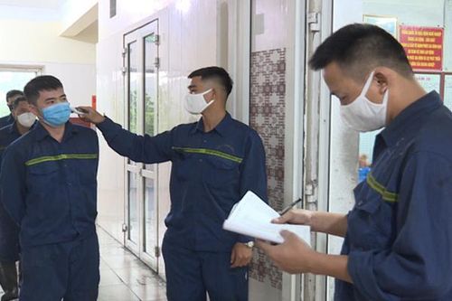 Hà Nội: Bệnh nhân thứ 10, 11 tại Đông Anh và Mê Linh đều là đồng nghiệp của BN 1.694