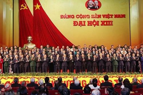 Ra mắt Ban Chấp hành Trung ương khóa XIII
