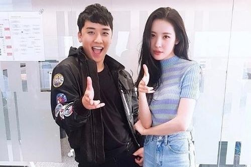 Seungri, T.O.P bị làm mờ mặt trên sóng truyền hình