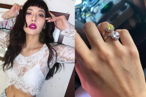 HyunA đeo nhẫn rẻ tiền lên sóng truyền hình