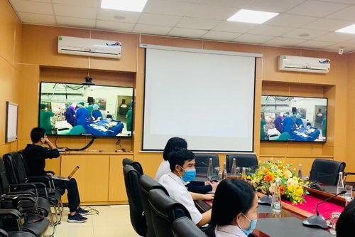 Tư vấn chữa bệnh từ xa: Cứu bệnh nhân bị vỡ tim ở Quảng Ninh