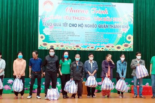Chăm lo Tết cho người nghèo
