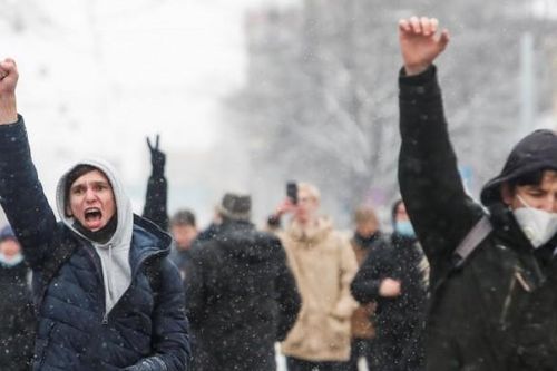 Vụ Nga bắt giữ ông Navalny: Nguy cơ nhân vật đối lập ngồi tù, Pháp kêu gọi Đức hủy bỏ Dòng chảy phương Bắc 2