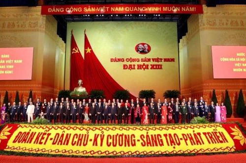 Bế mạc Đại hội XIII của Đảng, Ban Chấp hành Trung ương khóa mới chính thức ra mắt