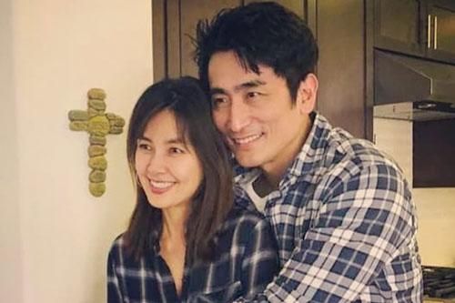 Kết hôn 26 năm, 'ông trùm' Cha In Pyo vẫn nói yêu vợ 5 lần mỗi ngày khiến người hâm mộ trầm trồ