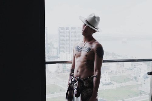Bị chê bai không phù hợp khi 'học đòi' làm badboy, Soobin đáp trả thế nào?