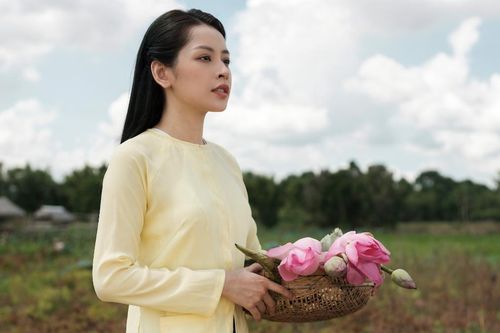 Chi Pu tiết lộ sẽ không hát live ca khúc này nữa, lý do ai nghe xong cũng... câm lặng