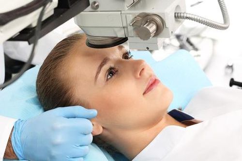 Mổ cận thị khi nào? Những điều kiện để mổ cận thị an toàn, hiệu quả