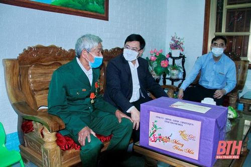 Phó Chủ tịch UBND tỉnh Mai Xuân Liêm kiểm tra tình hình sản xuất và đời sống Nhân dân huyện Quan Hóa