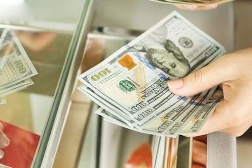 'Tuýt còi' dịch vụ mua bán ngoại tệ, đổi tiền mới trái phép
