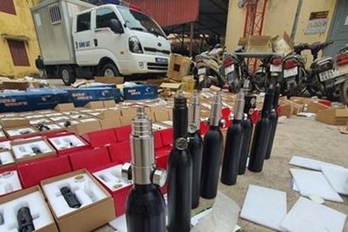 Thu giữ hơn 2.200 linh kiện súng hơi