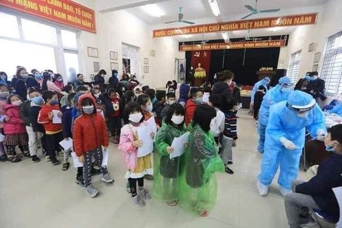 Cuộc sống bên trong khu cách ly của học sinh tiểu học Hà Nội và Hải Dương