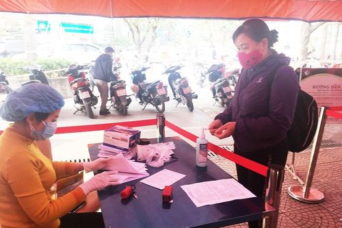 Người dân đi từ Hà Nội về địa phương có phải cách ly?