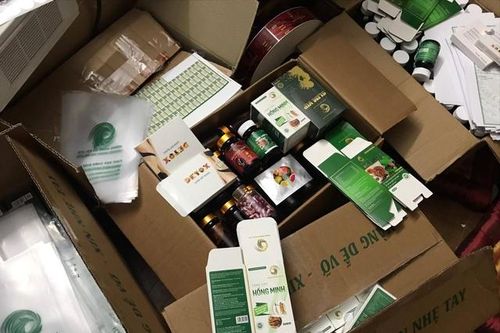 Hà Nội tạm giữ 1 tấn hàng thực phẩm chức năng không rõ nguồn gốc