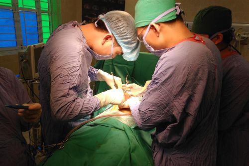 Trung tâm Y tế huyện Cẩm Khê (Phú Thọ) triển khai thành công kỹ thuật y tế hiện đại