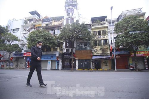 Nhiều khách sạn, nhà hàng đóng cửa, nghỉ Tết sớm