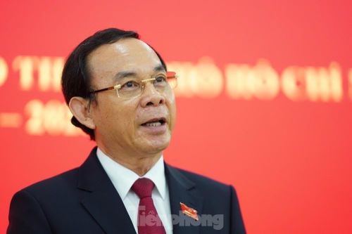 Bí thư Thành ủy TPHCM Nguyễn Văn Nên: Thành phố chống dịch như chống giặc
