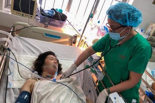 Cứu sống bệnh nhân bị thương thấu tim nguy kịch