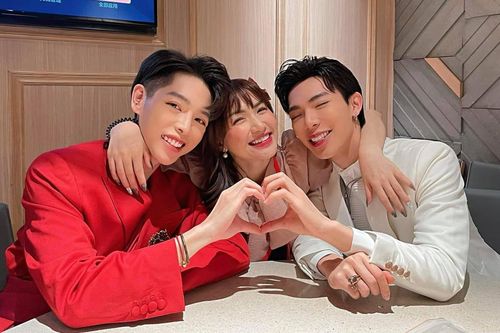 Gia đình Hoa dâm bụt tụ họp dịp cuối năm, Erik khẳng định một điều khiến đập tan tin đồn rạn nứt