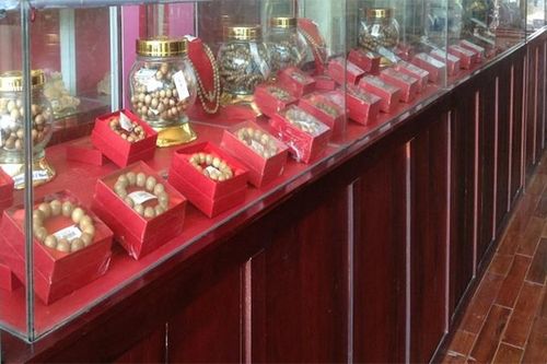 Công nhận cửa hàng trầm hương đạt tiêu chuẩn phục vụ khách du lịch
