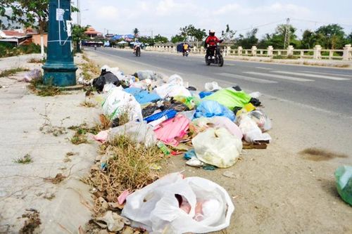 Cần đặt thùng thu gom rác