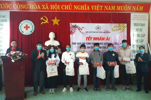 Yêu cầu người dân, du khách thực hiện nghiêm các biện pháp phòng chống dịch Covid-19