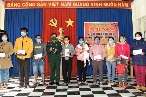 Xuân yêu thương - Tết ấm tình đồng đội