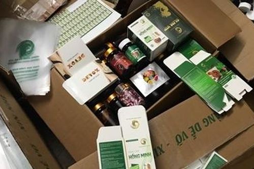 Thu giữ hơn 1 tấn thực phẩm chức năng tự chế