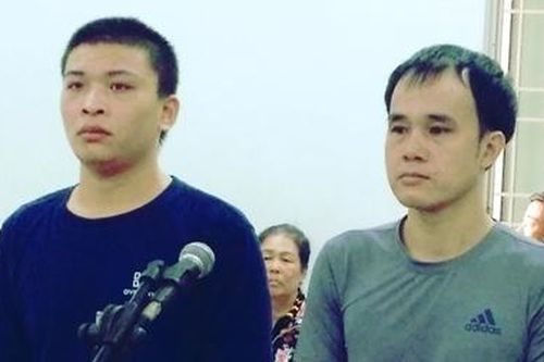 Lĩnh án tù vì mang súng đi đòi nợ