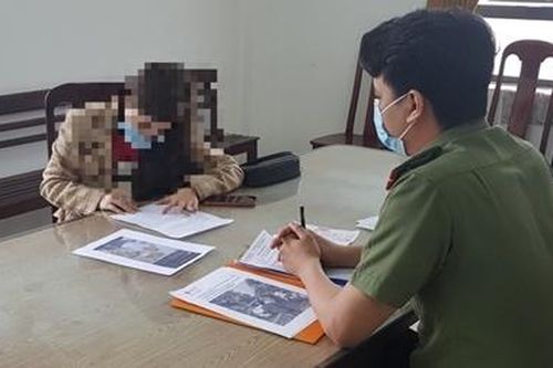 Đỗ xe sai quy định còn xúc phạm Công an, bị xử phạt 15 triệu đồng