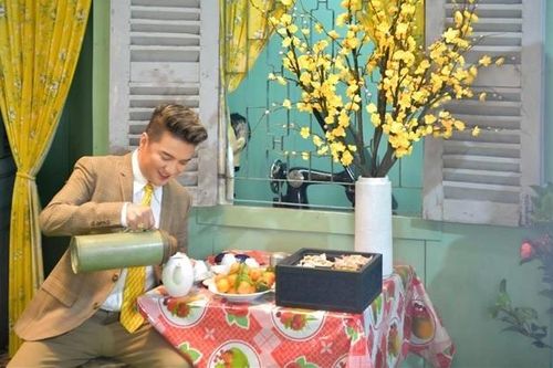 Mr Đàm chi bộn tiền biến biệt thự thành khung cảnh Sài Gòn xưa đón Tết