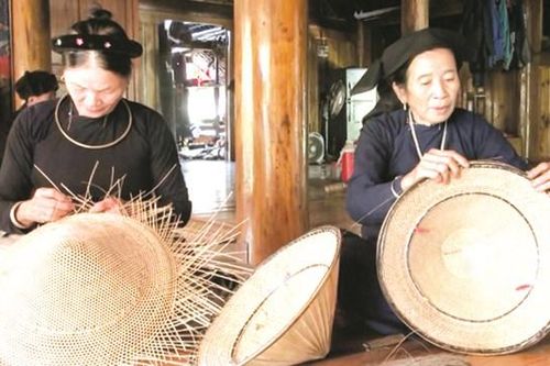 Nón lá - nét đẹp văn hóa Tày