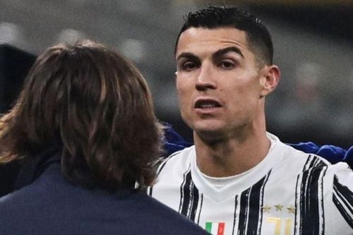 Khoảnh khắc Ronaldo tỏ thái độ với HLV Pirlo