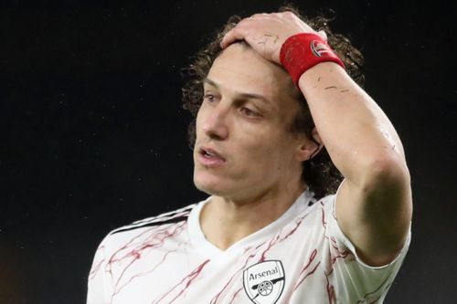 Cựu trọng tài Anh đứng về phía David Luiz