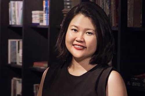 Đạo diễn Kay Nguyễn làm giảng viên khóa học biên kịch 'Show don't tell'