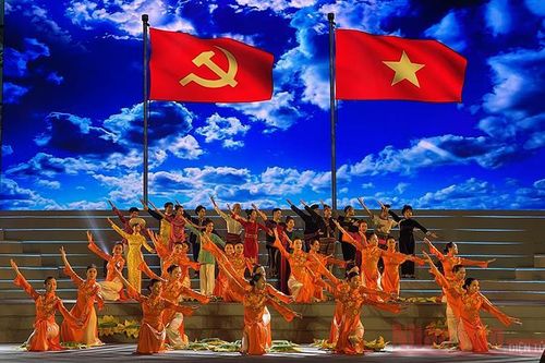 Chương trình nghệ thuật đặc biệt 'Mãi mãi mùa xuân có Đảng'