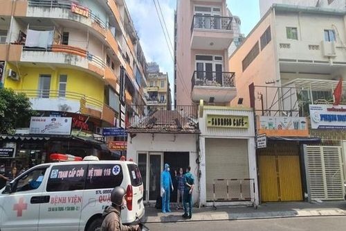 Phong tỏa quán cà phê phố Bùi Viện vì liên quan BN1883 ở Hà Nội