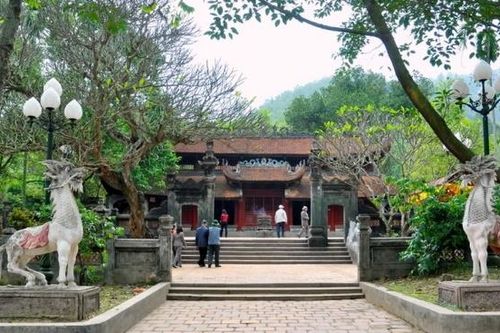 Hà Nội công nhận điểm du lịch Di tích quốc gia đặc biệt Đền Sóc